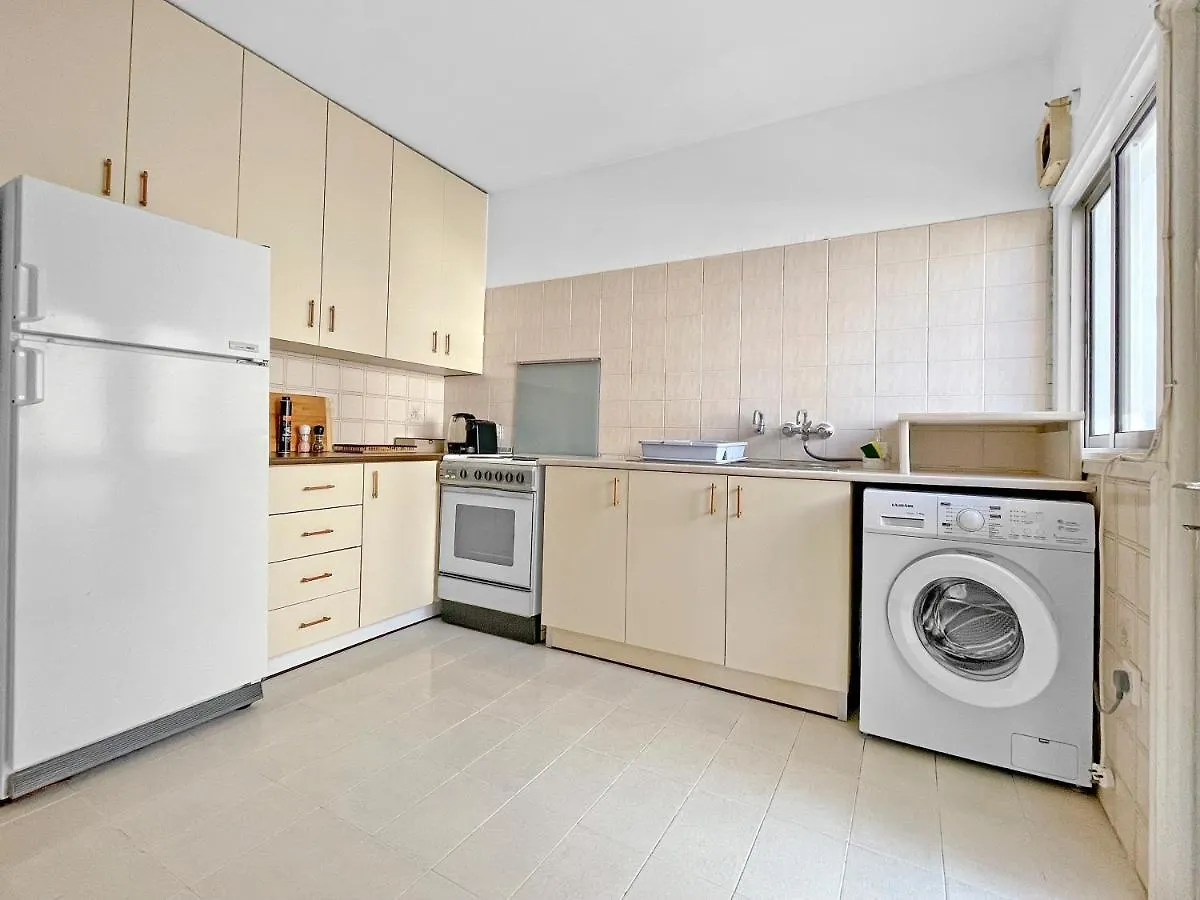 Daire 2Br Seafront Apt In City Center With Community Pool Larnaca Kıbrıs